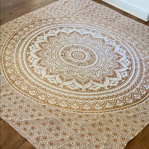 NWOT Fabric Wall Hanging Material.